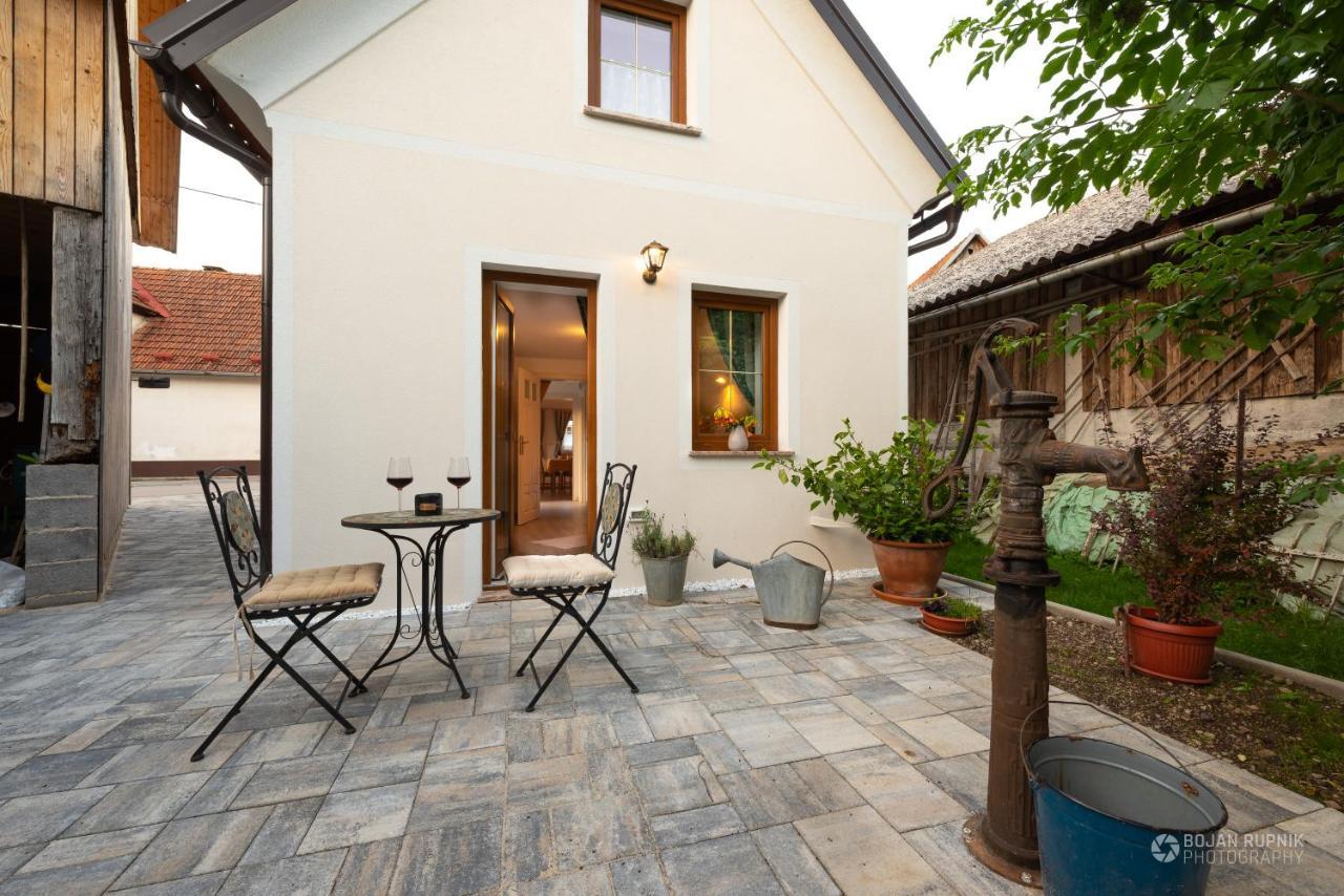 Сasa de vacaciones Cherry House - Cosy House - Ideal For Bear Watching, In The Neighborhood Of The Medieval Sneznik Castle